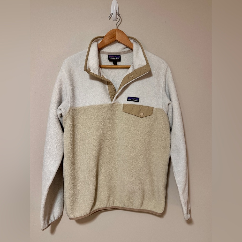 Patagonia Women’s Synchilla Pullover Beige/White Size Small